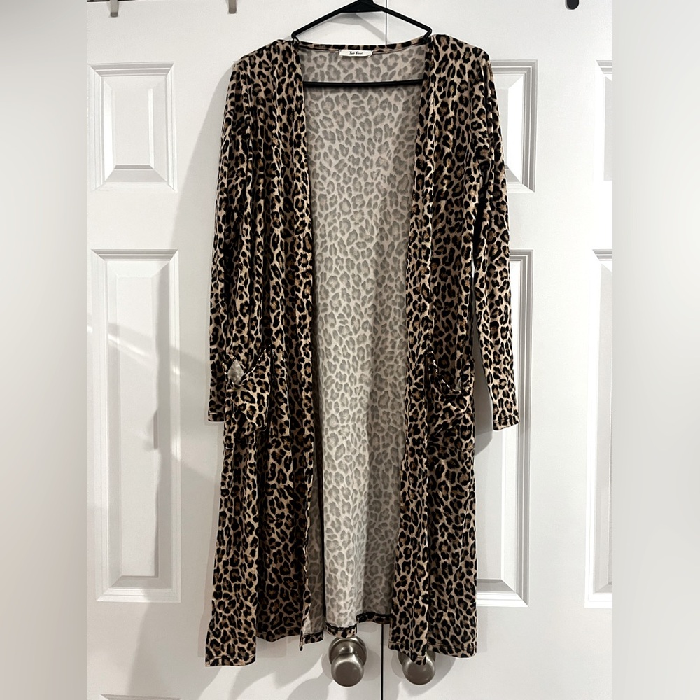 Tres Bien Leopard Print Cardigan